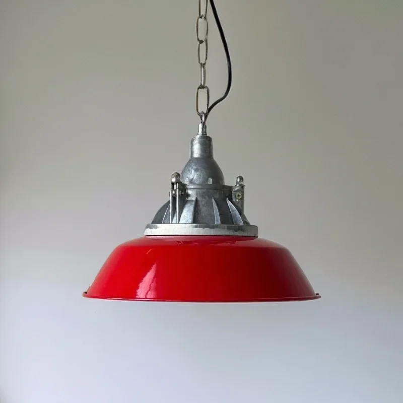 

Industrial windshield creative personality bar cafe die-cast zinc chandelier