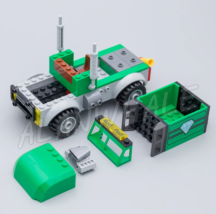 111 Piezas Super Fighter Spider Trucker Robbery Vulture Truck Jewels 11497 Bloques de Construcción Juguetes Compatibles con el Modelo