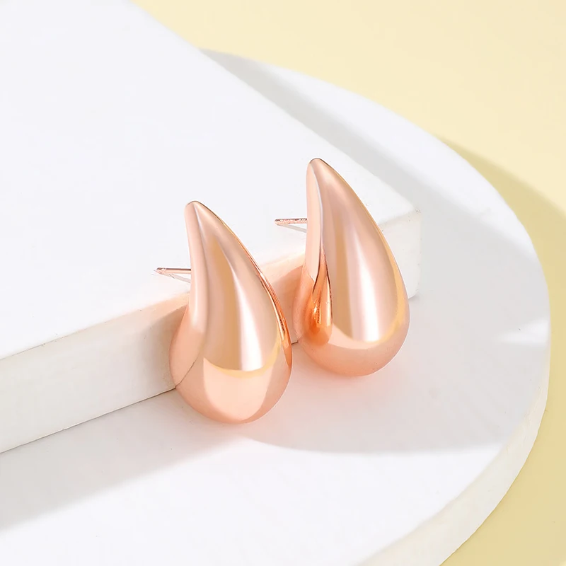 Fashion Elegant Water Drop Metal Earrings for Women Punk Smooth Surface Rose Gold Silver Color Teardrop Stud Earrings Jewelry