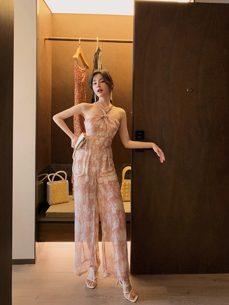 

Повседневные утягивающие цельные брюки с открытыми плечами, женские летние сексуальные свободные широкие брюки с застежкой на талии, с высокой талией, полиэстер...