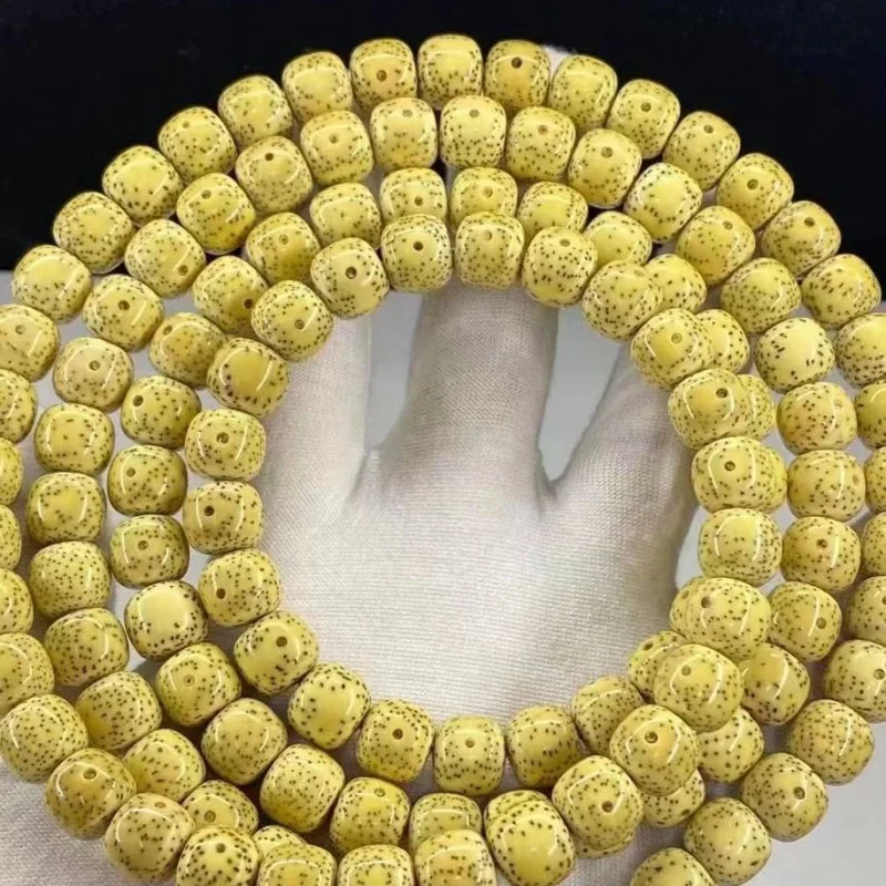 

Genuine Goods Ecological Gold Seeds Yellow Chicken Grease Xingyue Bodhi 108 Lunar January Bracelet Hainan Buddha Beads