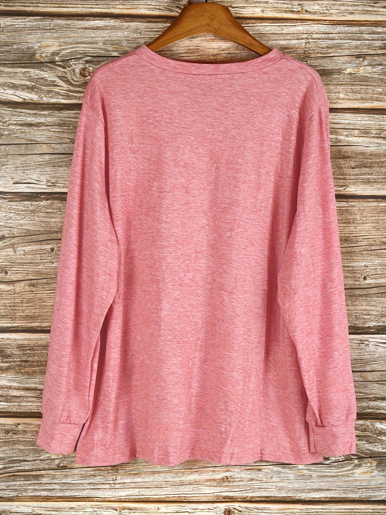 Bequemes Übergrößen-Langarm-Henley-Oberteil mit Knopfdetail für lässige Eleganz – Detail 5