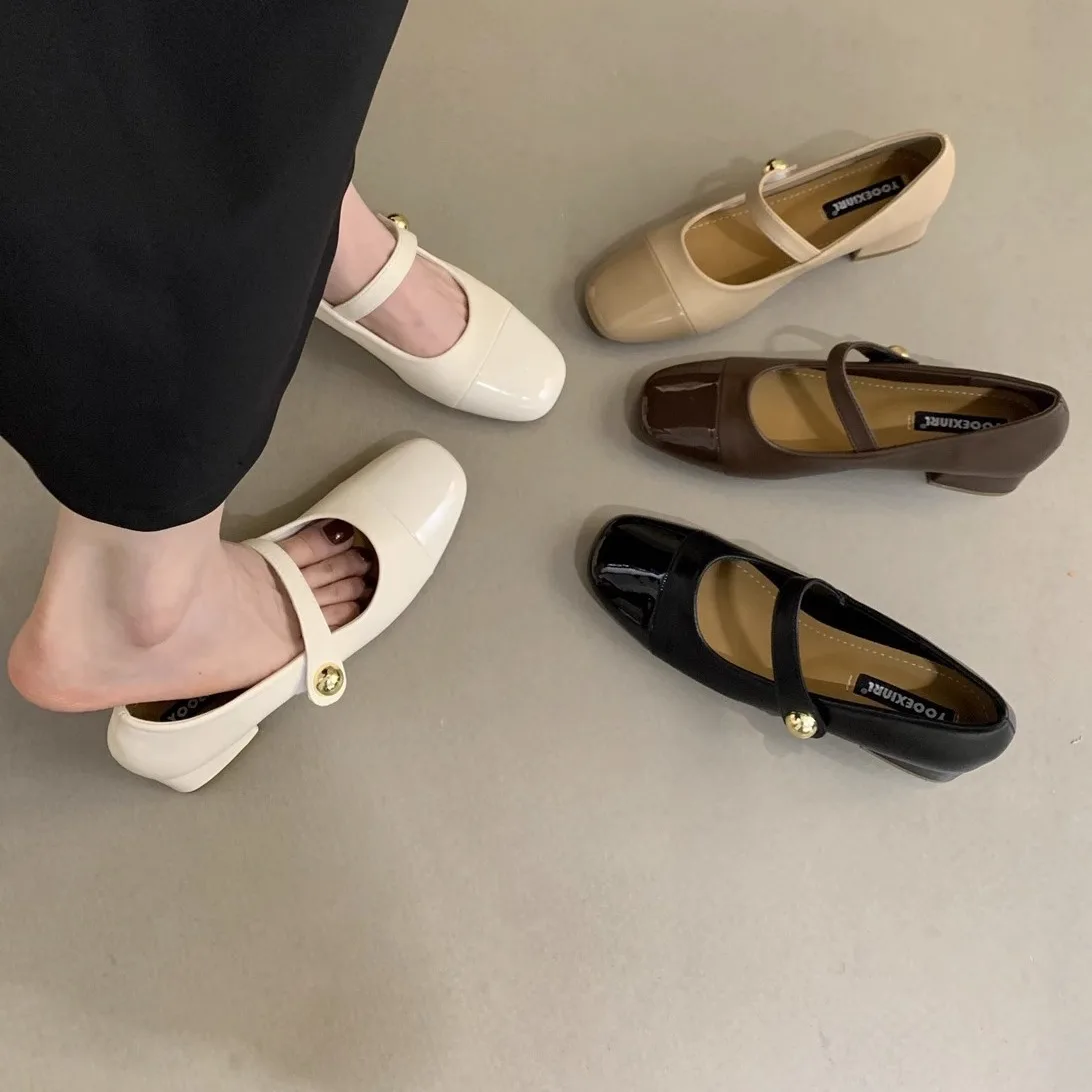 

Новинка 2023 года, женские туфли Мэри Джейн на низком каблуке в стиле ретро с квадратным носком на низком каблуке, корейский стиль, нежные модельные туфли Fairycore на массивном каблуке