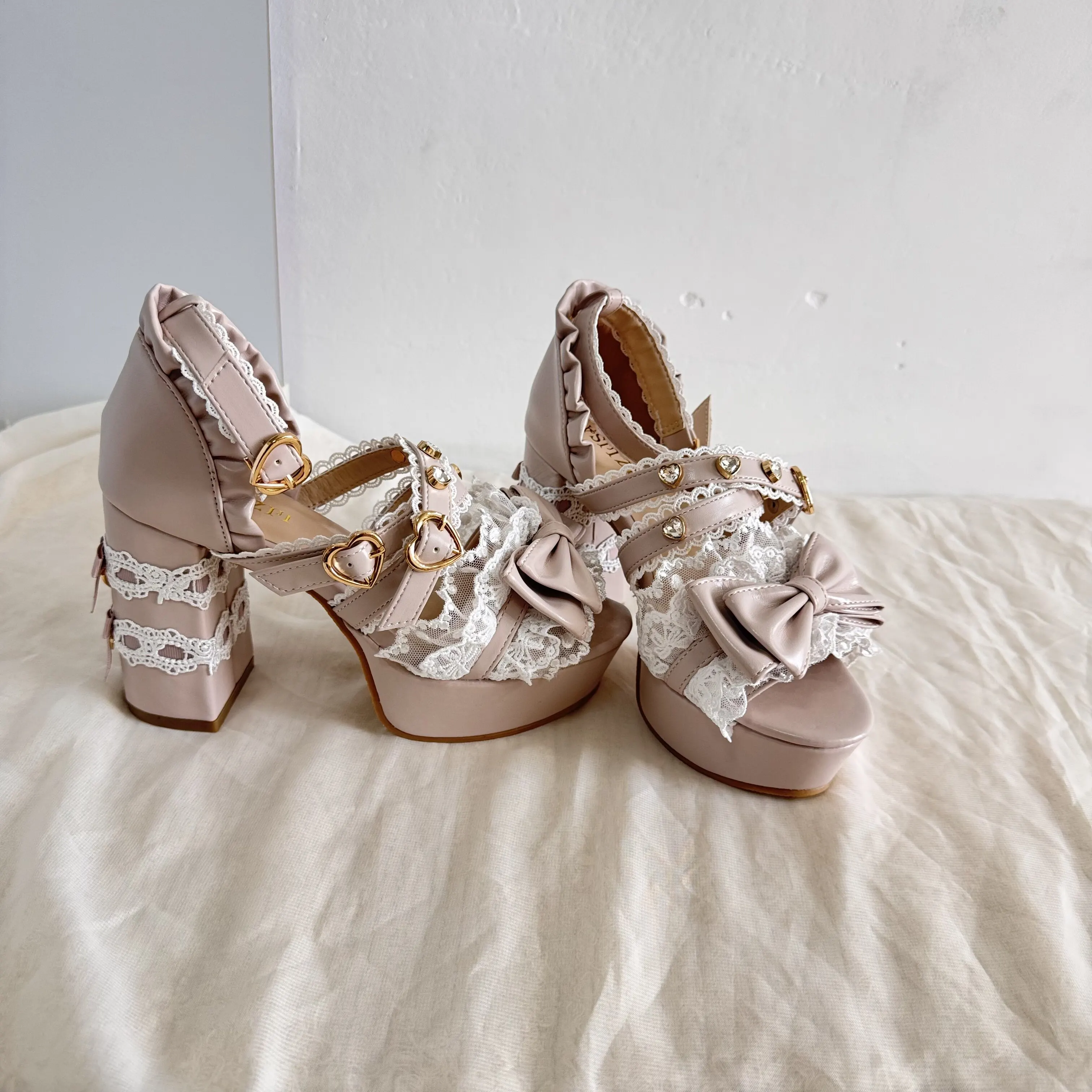 Japanese Sweet and Cute Retro Lolita Love Rhinestone Lace Bow Height Increase Lo Shoe Buds Mass Production Sandals for Women