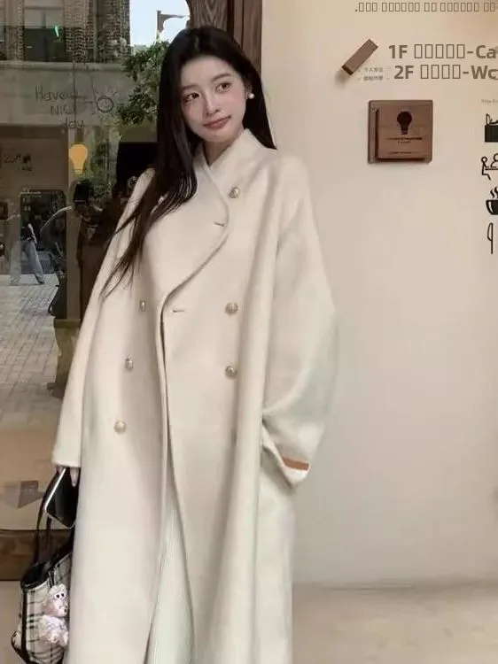 

Oatmeal Woolen Coat Women's 2025 New Autumn Winter High-End Slimming Korean Style Mid-Length Short Size Outerwear