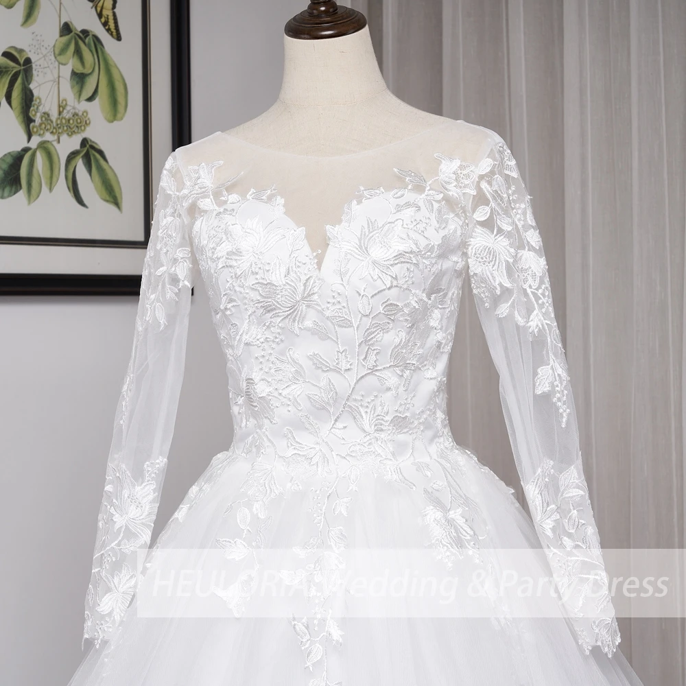 Robe de mariée princesse à manches longues, robe de mariée, grande taille, appliques en dentelle, train de balayage, robe de patients de la mariée