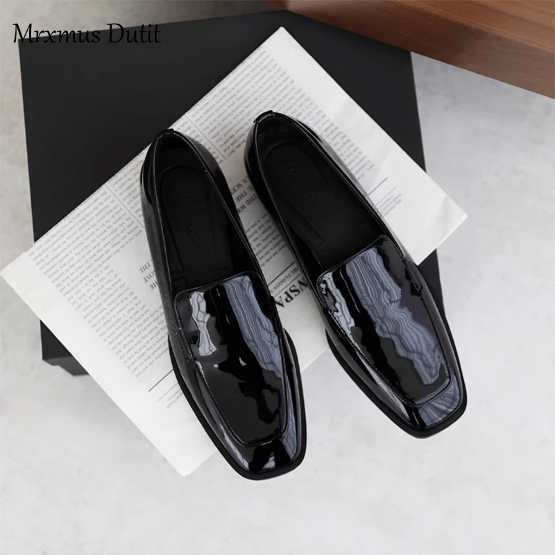 2024 New Women Spring Fashion Square Head Glossy Leather Shoes Solid England Style Low Heel Commute Shoes Female Chic