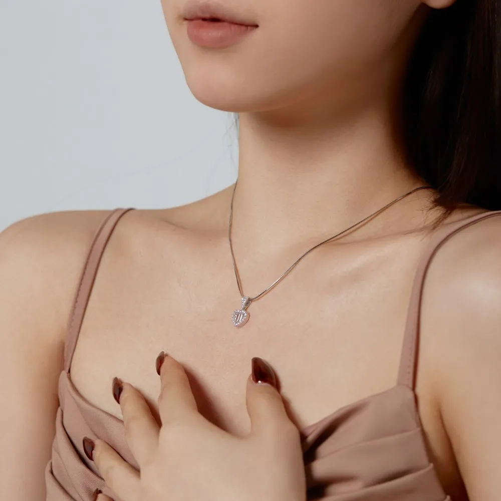 New S925 Silver Women's Necklace with Full Zircon Inlaid Peach Heart Design, Fashionable and Versatile Women's Collarbone Chain