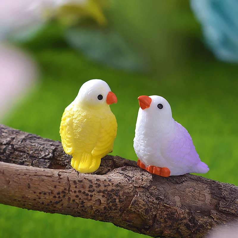 1pc Cute Parrot Figures Miniature Animal Figurine Mini Fairy Garden Micro Landscape Aquarium Fish Tank Statue Resin Crafts