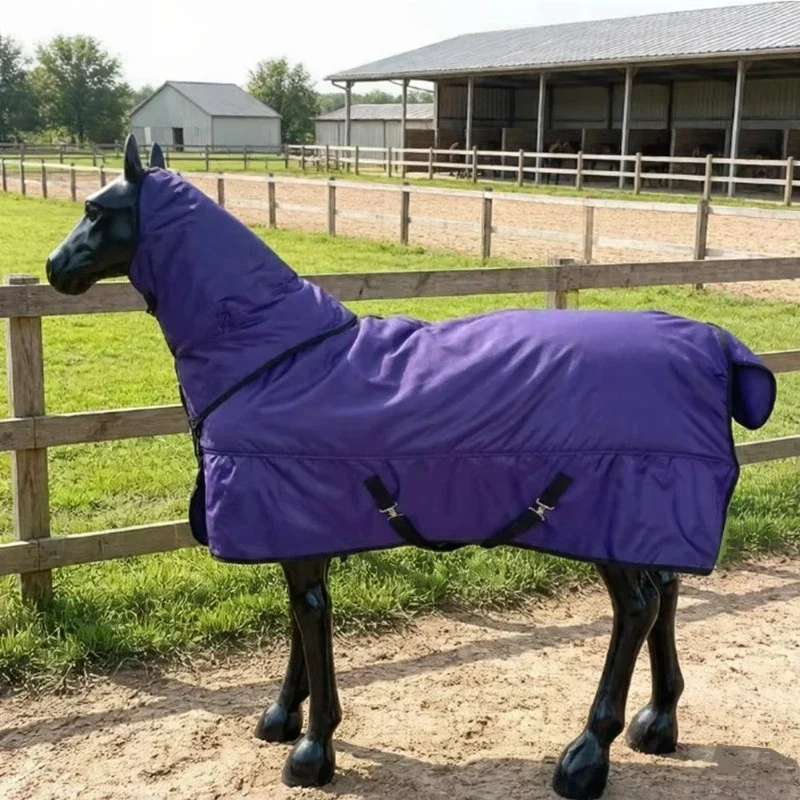 Quilted Waterproof Turnout Horse Rug With Detachable Neck Cover Warm Padding Ideal For Cold Outdoor Equine Daily Use