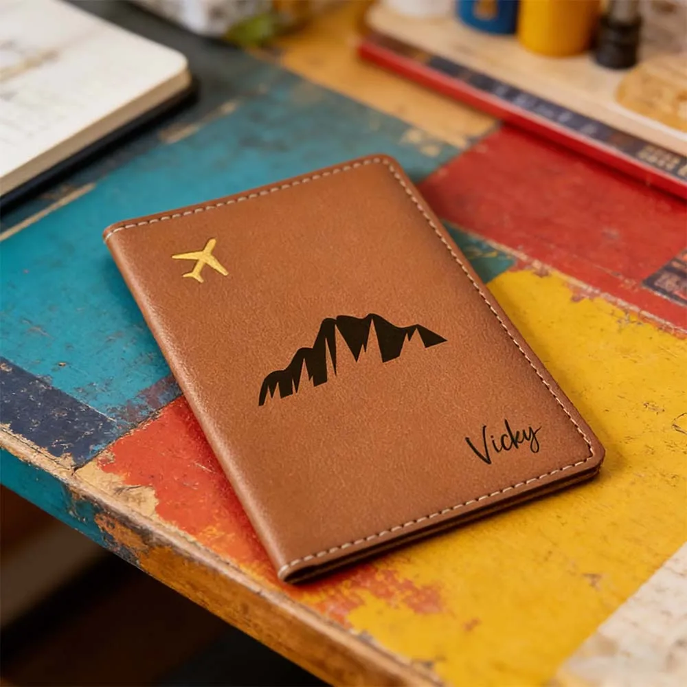 

Персонализированная обложка для паспорта с именем, подарок для молодоженов, кожаная обложка для паспорта, удобная для переноски, 1 шт.