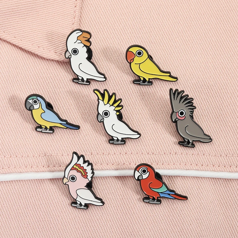 Cute Animal Parrot Enamel Pins Macaw Cockatoo Cockatiel Bird Brooches Lapel Backpack Badge Fashion Jewelry Gifts for Friends