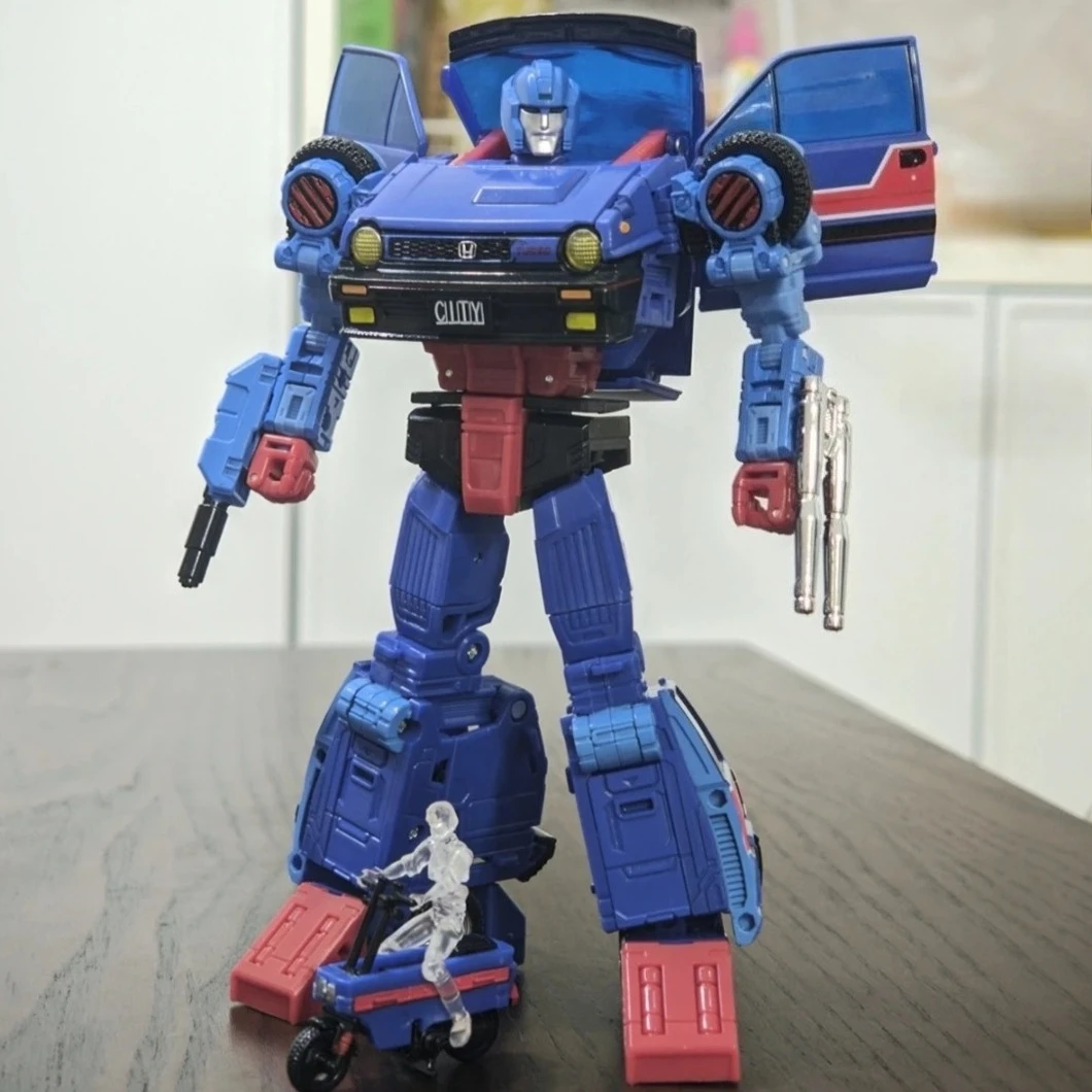 

In Stock Transformation Toys Skids RT05 G1 Animation KO MP53 Original Big Action Figure Deformable Robot Model Family Boy Gift
