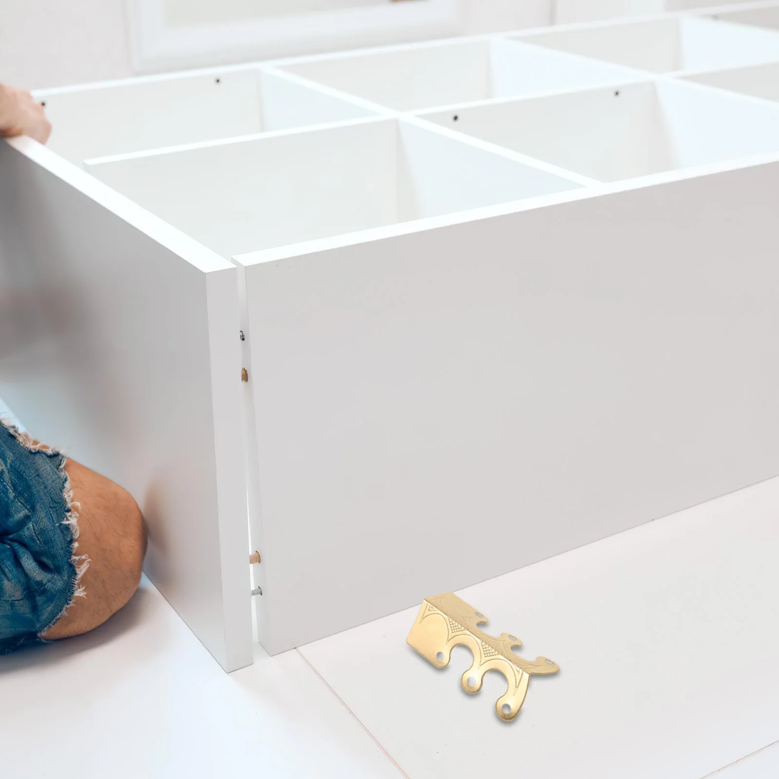 

30pcs Metal Corner Protectors Heavy Duty Iron Box Corners For Furniture Jewelry Cabinet Vintage Hollow Out Design L Shaped Edge