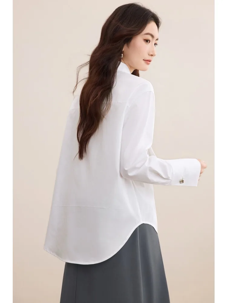 SENTUBILA Dames Casual Shirts Katoen 2025 Herfst Luxe Opstaande Kraag Korte voorkant-lange achterkant Zoom Tops Dameskleding 153CM3099