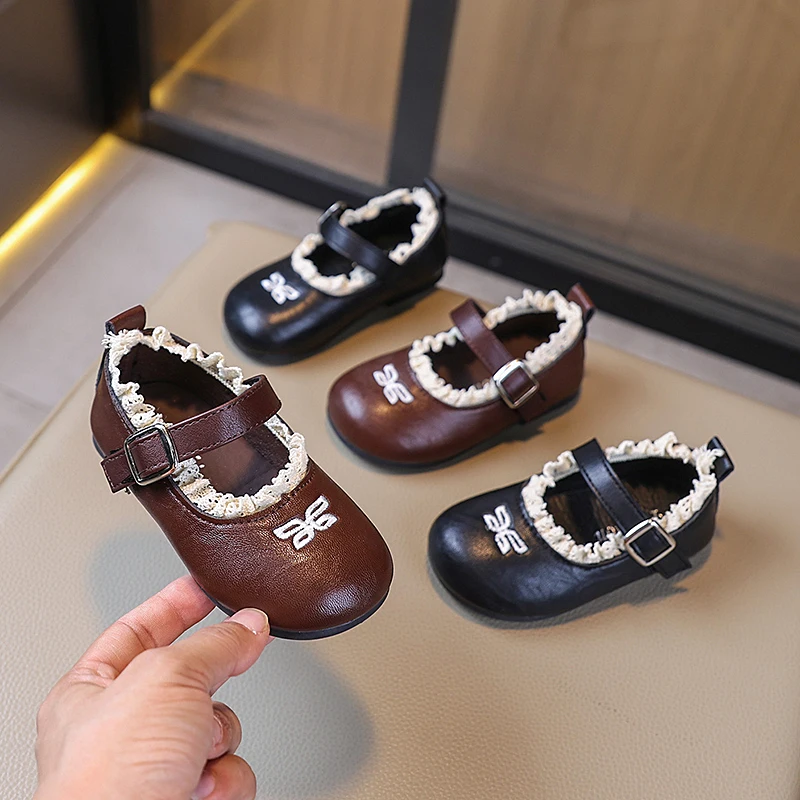 

2025 New Little Girls Flat Shoes Autumn Fashion Kids Leather Shoes Princess Ruffled Edge Children Causal Catwalk Elegant Shoes