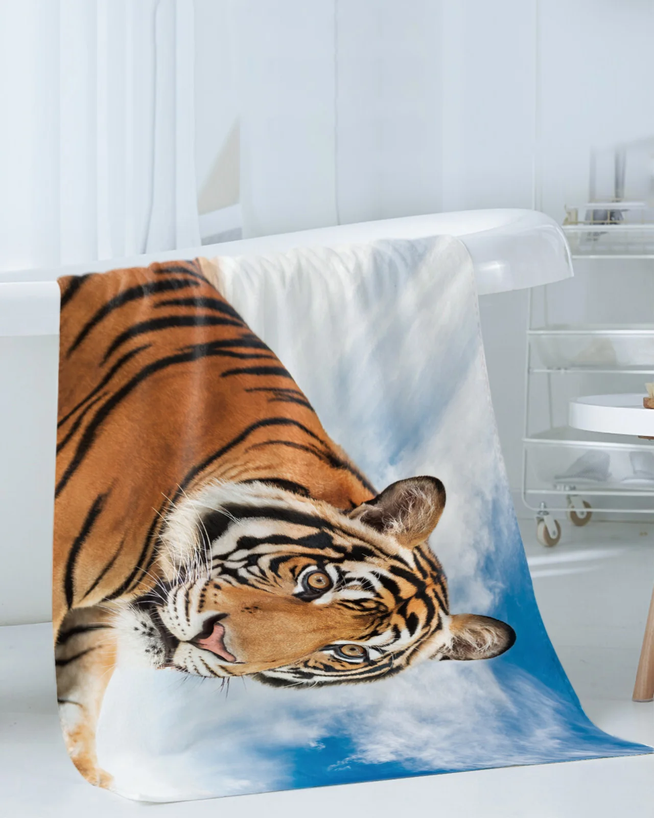 Customized Towel Set Blue Sky Tiger Lie Prone Bath Towel Face Towel Hand Towel Bathroom Towel Travel Sports Towels 3 Pieces