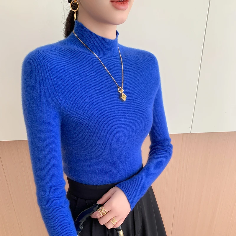 ROYAL BLUE