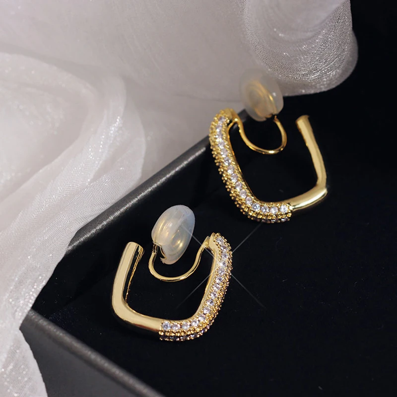 2022 Classic ALloy Metal Square Rhinestone Hoop mosquito coil clip Earrings for Woman Non Pierced Temperament Girl's Daily Wear