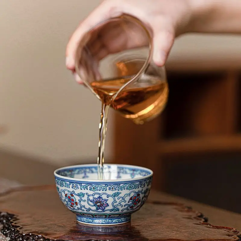 Yisitang Master Jingdezhen Ceramic Set Hand-Painted Blue And White Doucai Wood-Fired Kiln Honeysuckle Pattern Floral Tea