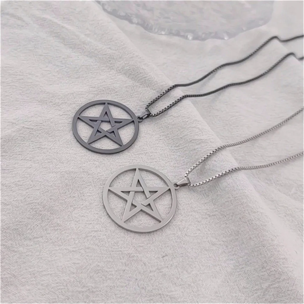 The New Personality Pentagram Pendant Necklace for Men Necklace Fashion Retro Jewish Shield Star of David Men\'s Jewelry Present