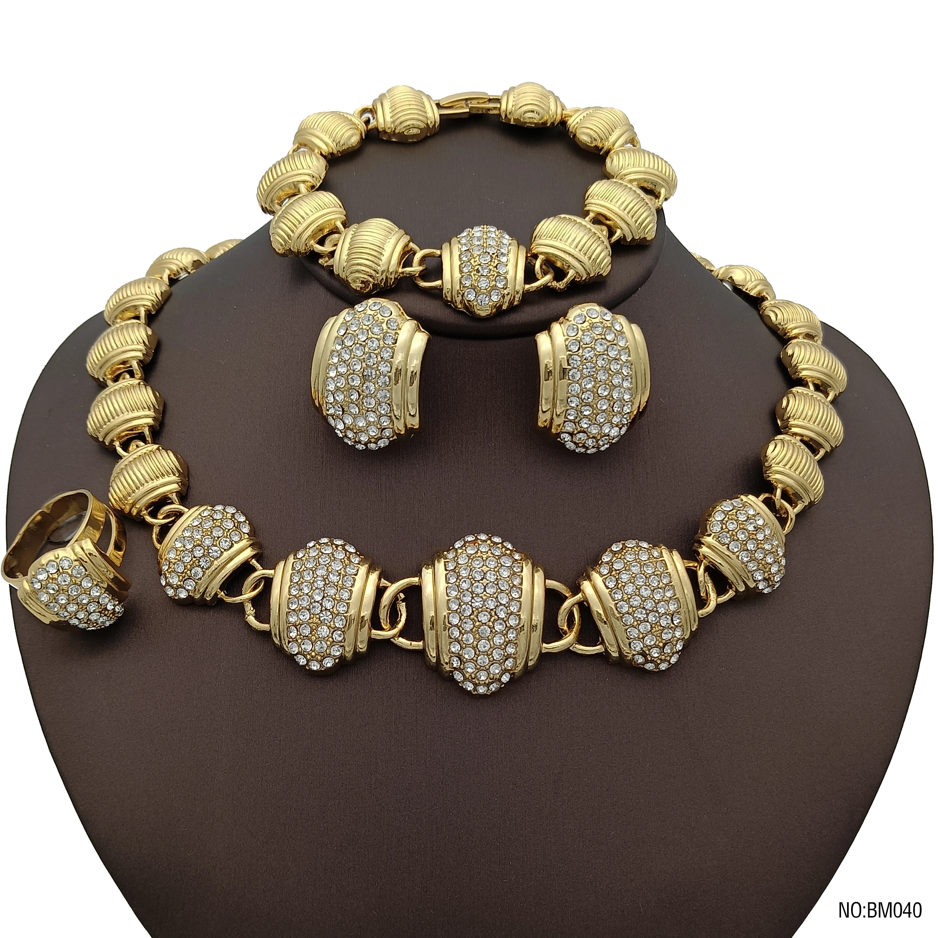 

2023 African Jewelry Sets For Women Round Shape Elegant Necklaces Wedding Party Gift Jewelry Set For Women Daily Wear