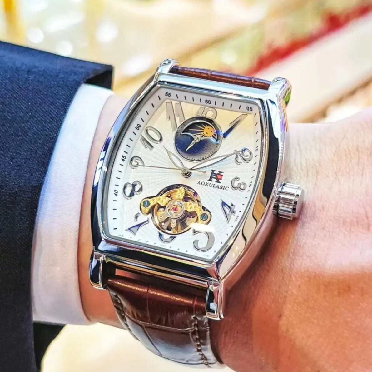 Luxury Business Barrel-Shaped Men's Mechanical Watch, Automatic Winding, Skeleton Design, Leather Strap, Best-Selling Men's Watch in Europe, America, Japan, and Korea, Tourbillon, Fashionable, Casual, Versatile, Stylish, Perfect for Social Guys, the Best Gift for Him