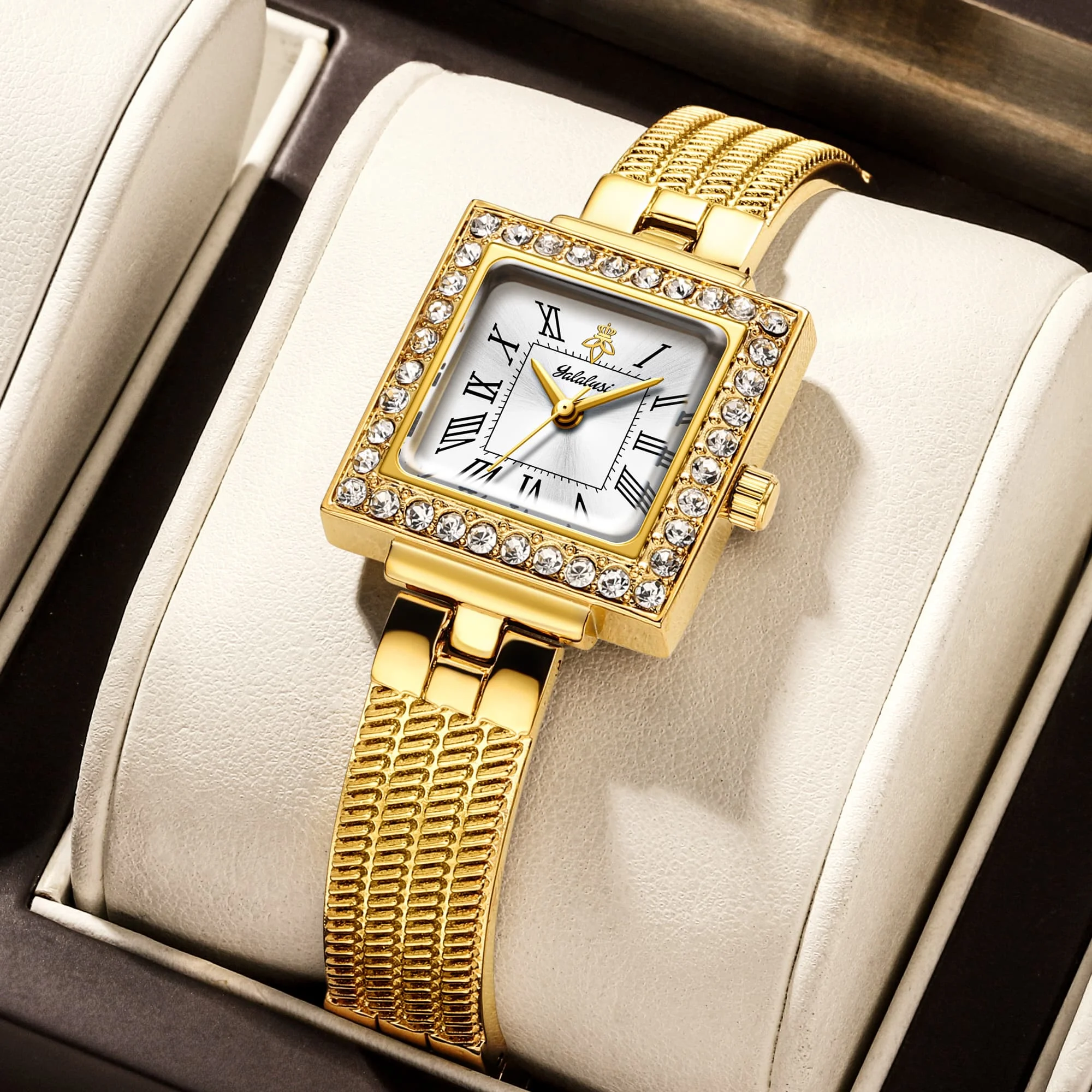 Vintage-style square diamond-set ladies quartz watch with a mesh metal bracelet  a light luxury timepiece for formal occasions
