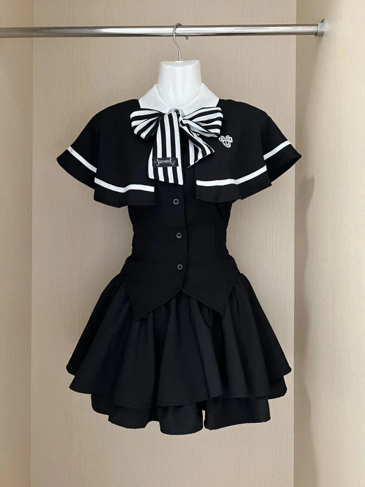 

Japanese Dark Academia Vintage Black 2 Piece Set Women Fake Two-piece Tops + Cake Skirt New JK Slim Gothic Harajuku Outfits 2025