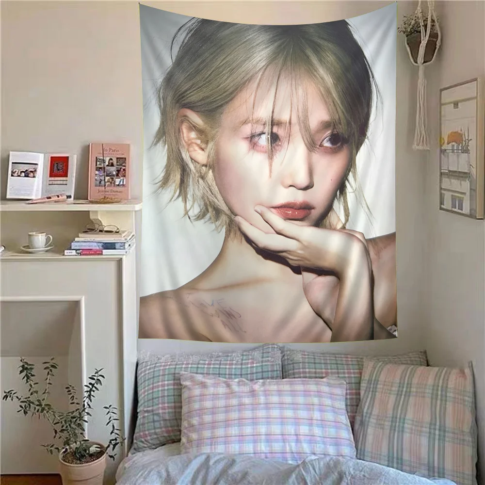 Korean Singer L-Lee… - image