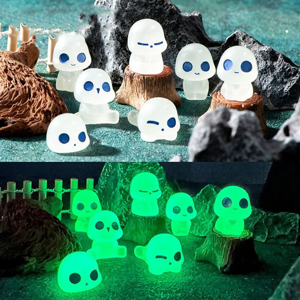 10pcs Realistic Luminous Tree Elf Figures Resin Crafts Glow in Dark Cartoon Alien Ornaments DIY Cute Micro Landscape Decoration