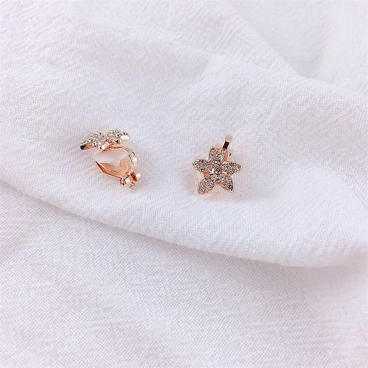 Korean New Light Luxury Rhinestone Leaf Clip On Earrings for Women Fashion Crystal Sweet Non-Pierced Earring Girl Jewelry