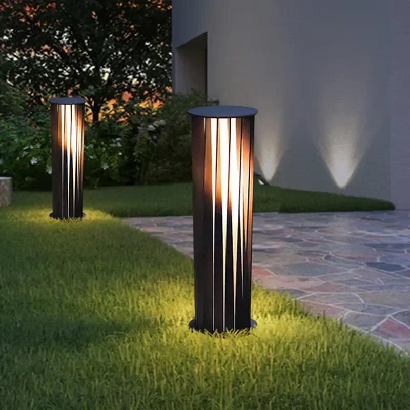 Zomi Solar Fence Light Outdoor Waterproof Garden Decoration Warm White Patio Lamp Bright Lawn Lighting for Yard Pathway Decor