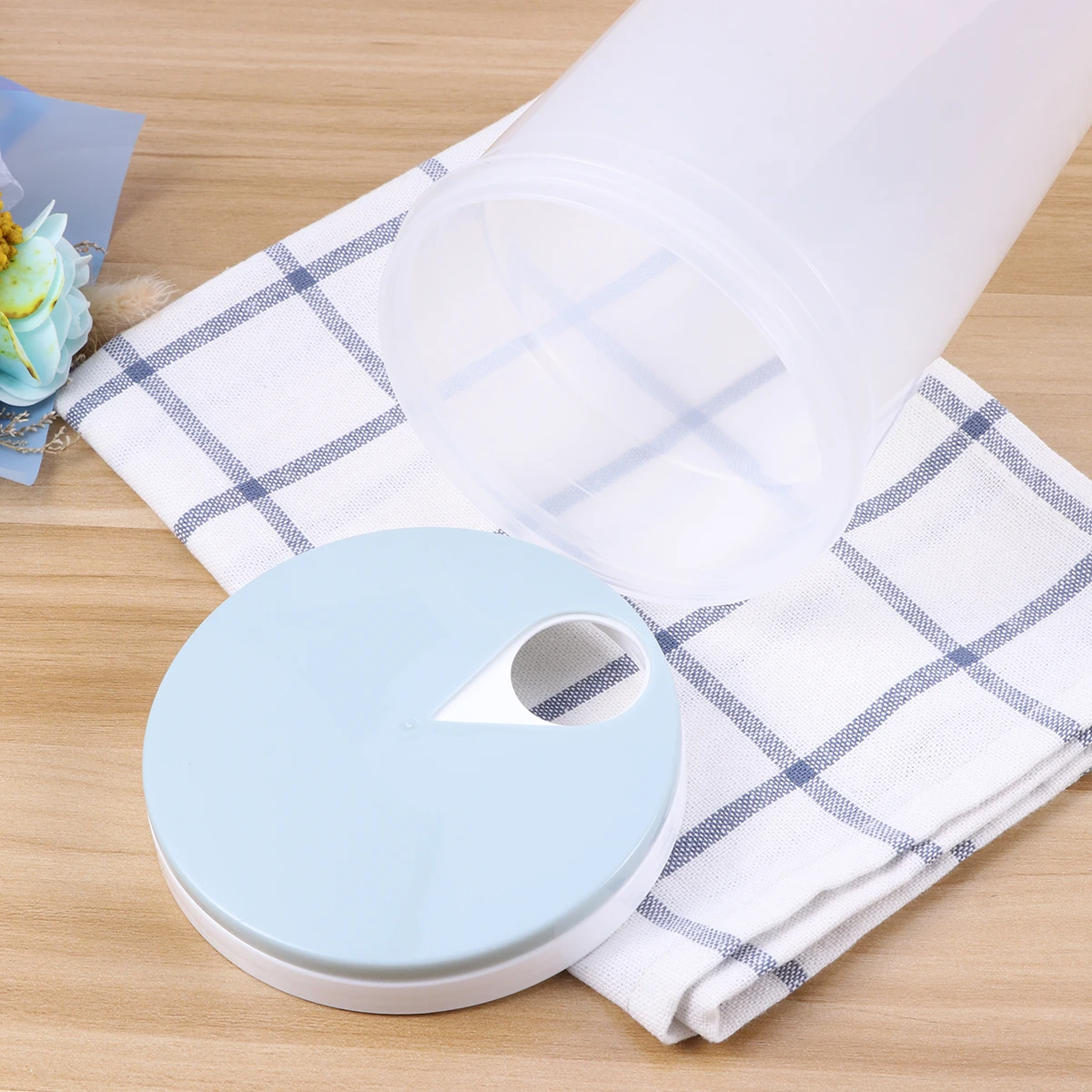 

Multifunction Clear Food Storage Noodles Container Light Blue Rotatable Lid Seal for Grain Cereal Beans Nuts Dry Food