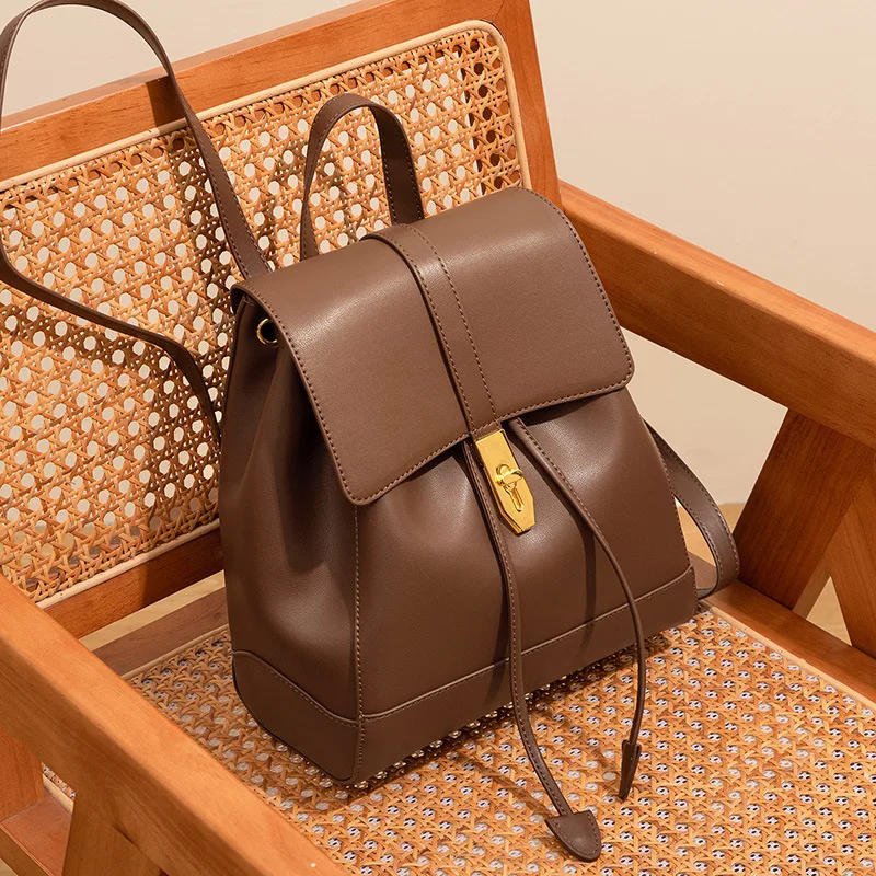Leather backpack, fashionable and lightweight cowhide women's travel backpack, large capacity bag
