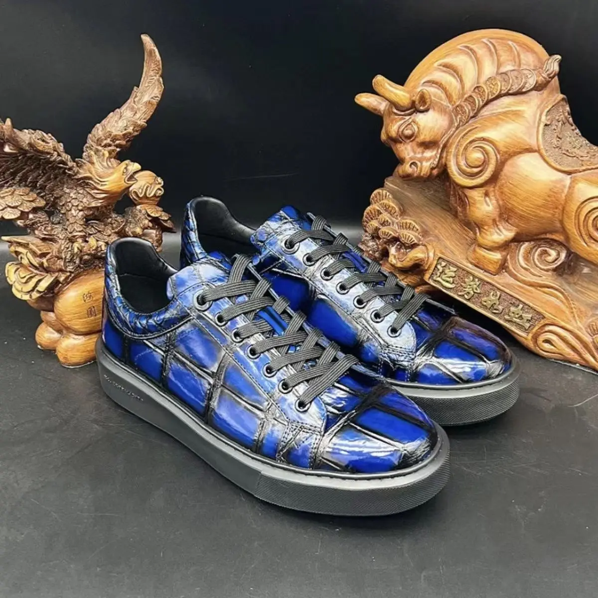 2024 new arrival Fashion Crocodile Skin causal shoes men,male Genuine leather sneakers pdd416