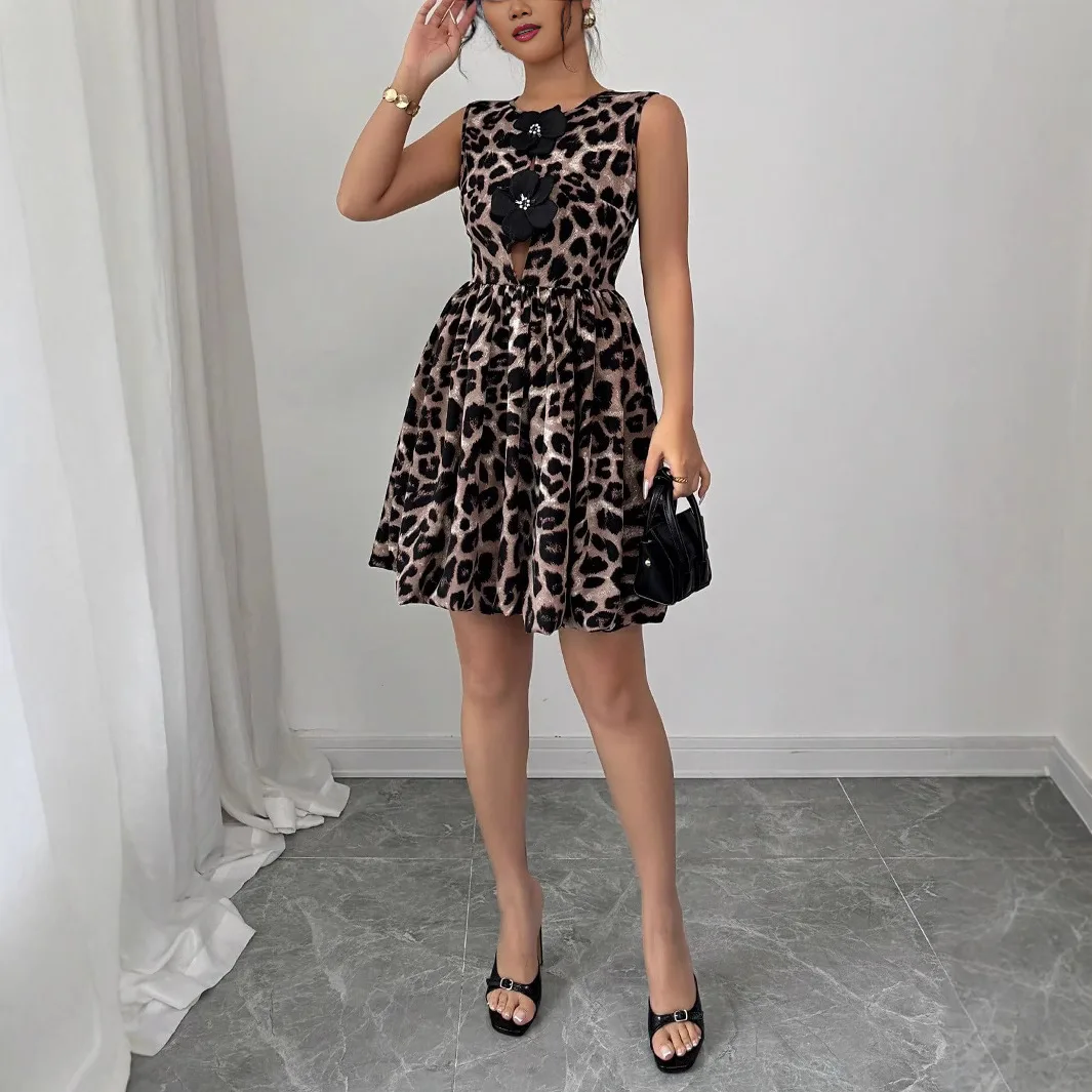 Zus Ster Zomer Vrouwen Temperament Ronde Hals Luipaardprint Mouwloze Driedimensionale Bloemdecoratie Geplooide Korte Jurk