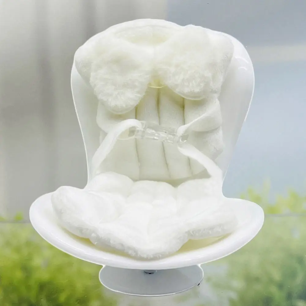 ポータブル安全シートオーナメント多機能人形アクセサリー用エアアウトレットアロマセラピーシート車の装飾品