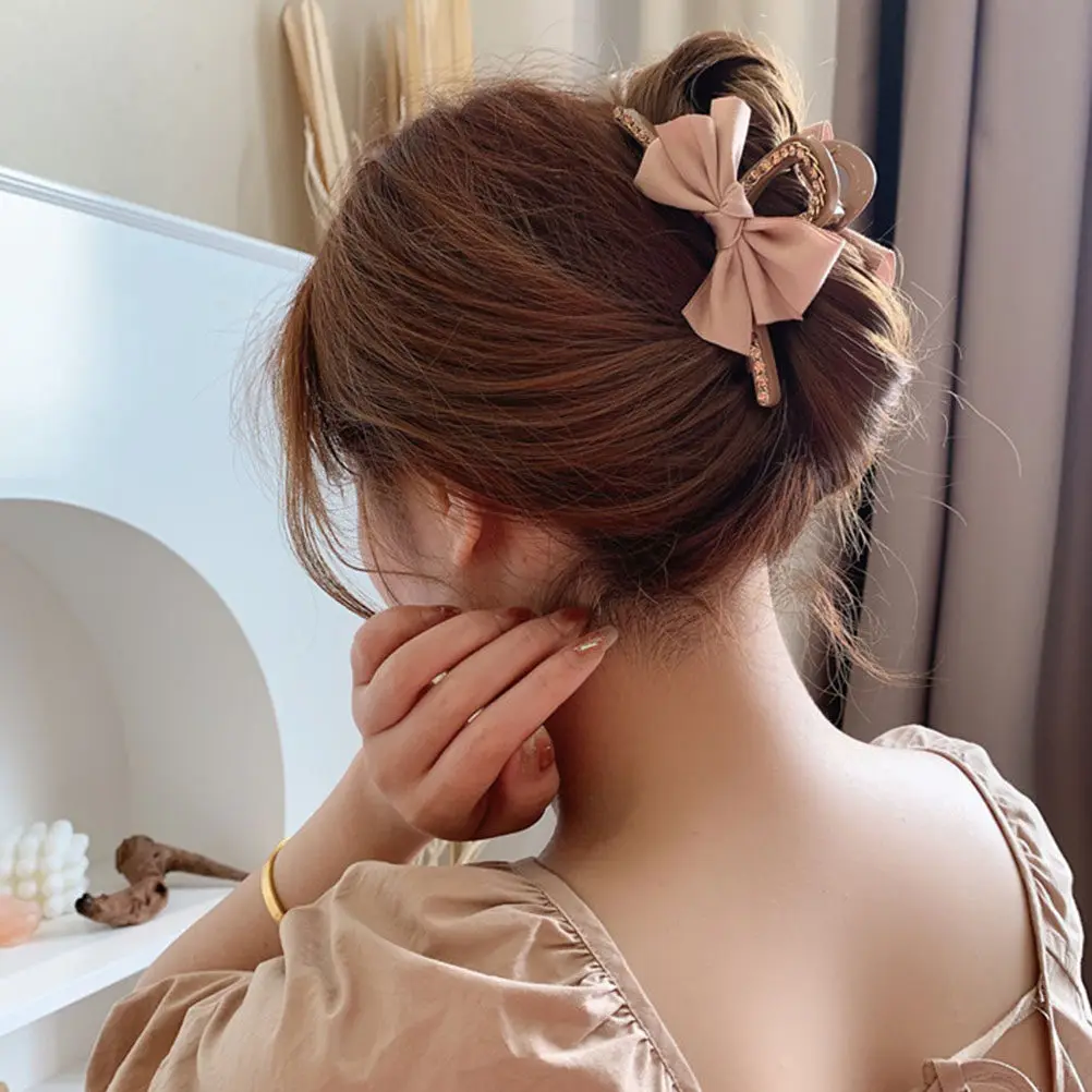 

2Pcs Adorable Girl Hair Claw Clip Trendy Bowknot Hair Clip for Various Hairstyles Match Any Outfit Color Daily Wear
