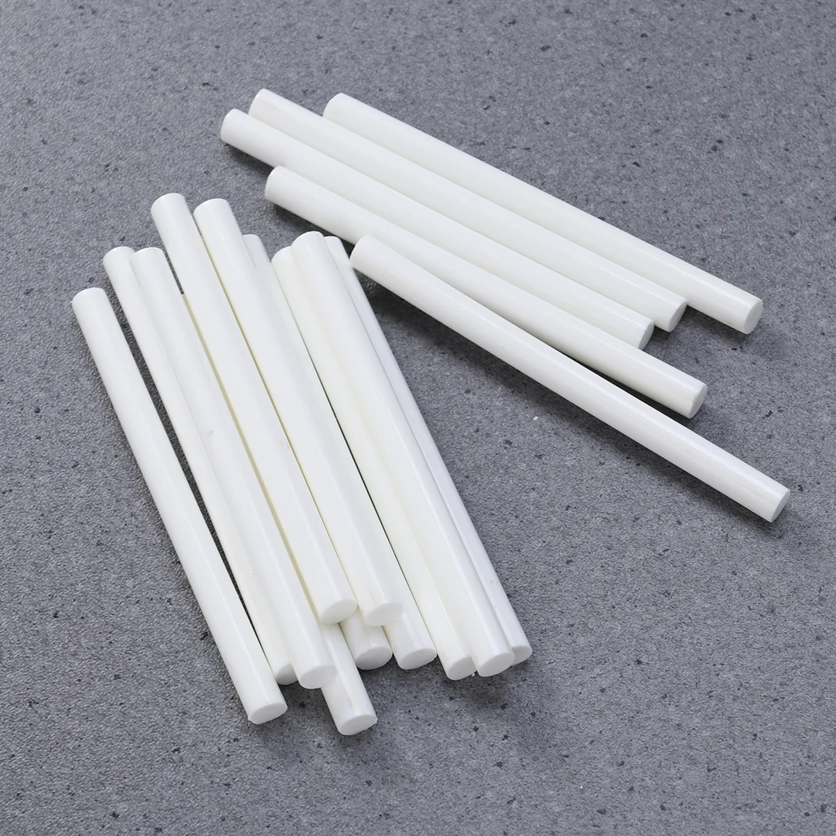 20 pz Colla A Caldo Colla Hot Melt Stick Spiedi Aste Adesive Bianche Per Artigianato Fai Da Te Ornamenti Strumento di Riparazione Durevole Leggero