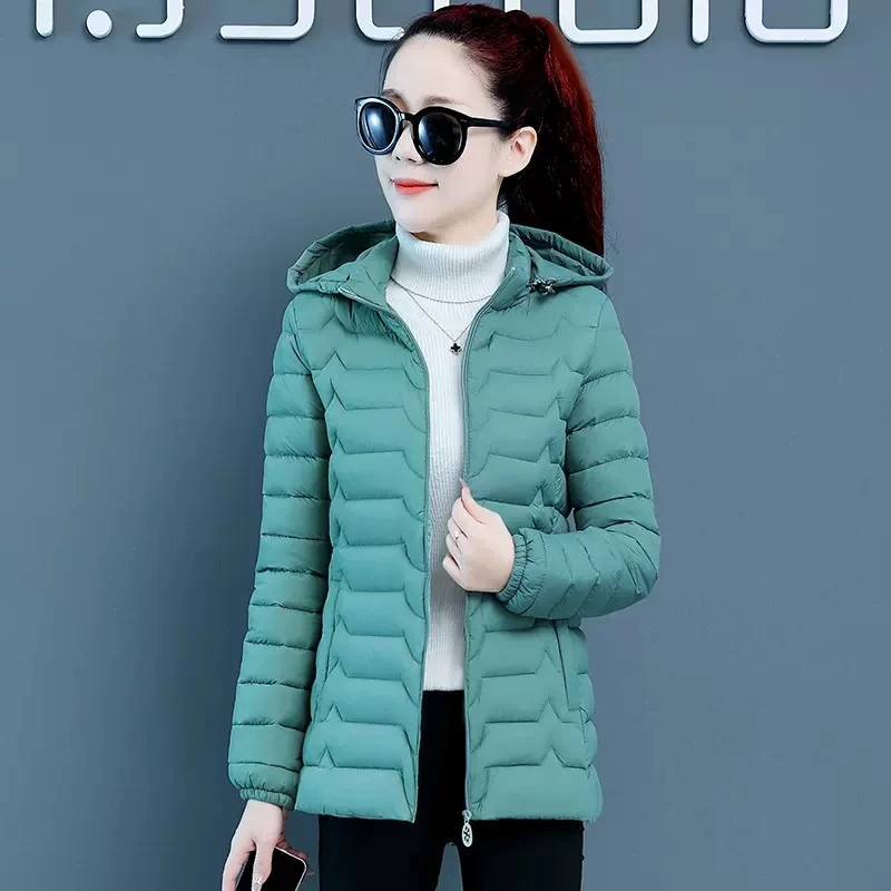 

Down Cotton Jacket Women 2023 New Thin light Fashion Slim Warm Winter Jacket Female Parkas Hooded Short Padded Coat