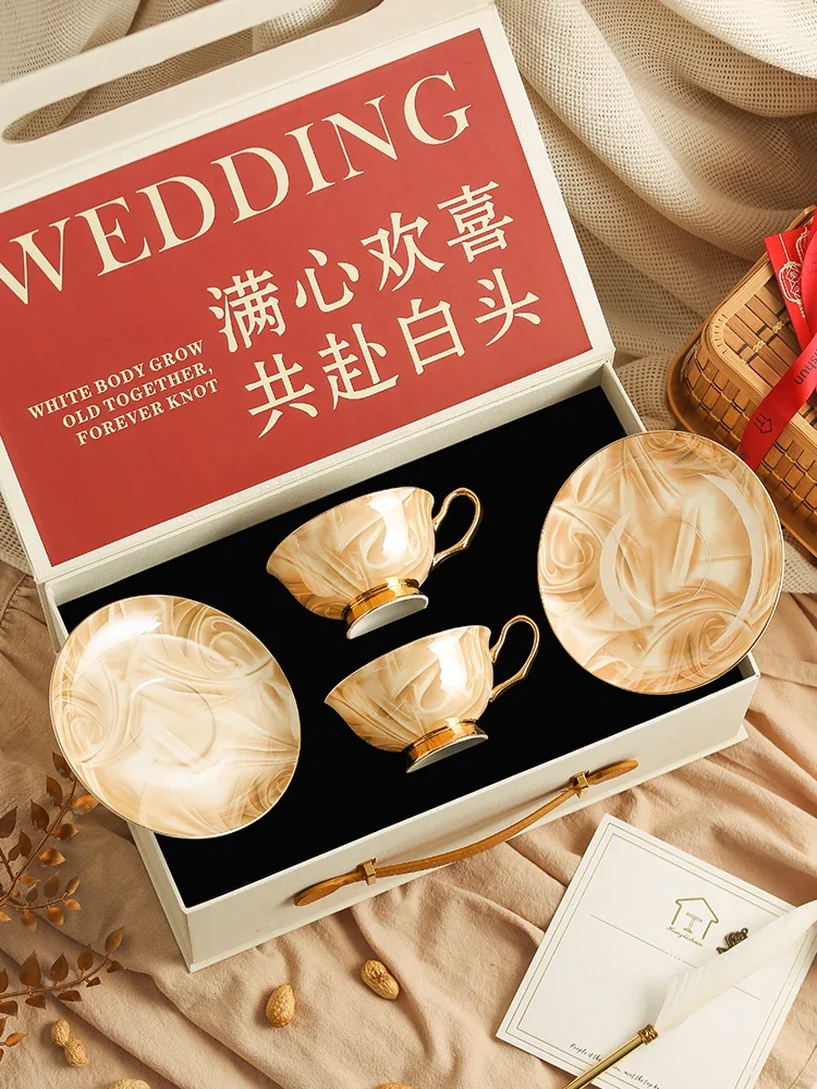 

"Silk" wedding gift for newlyweds and brides, girlfriend birthday housewarming coffee cup set