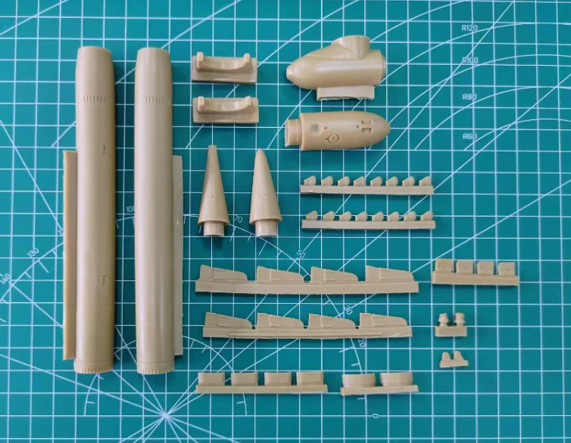Modell aus Druckgussharz im Maßstab 1:35, zusammengebauter Bausatz aus dem Zweiten Weltkrieg, deutsche Marine, menschliches Torpedo-Szenenmodell, zerlegt und unbemalt