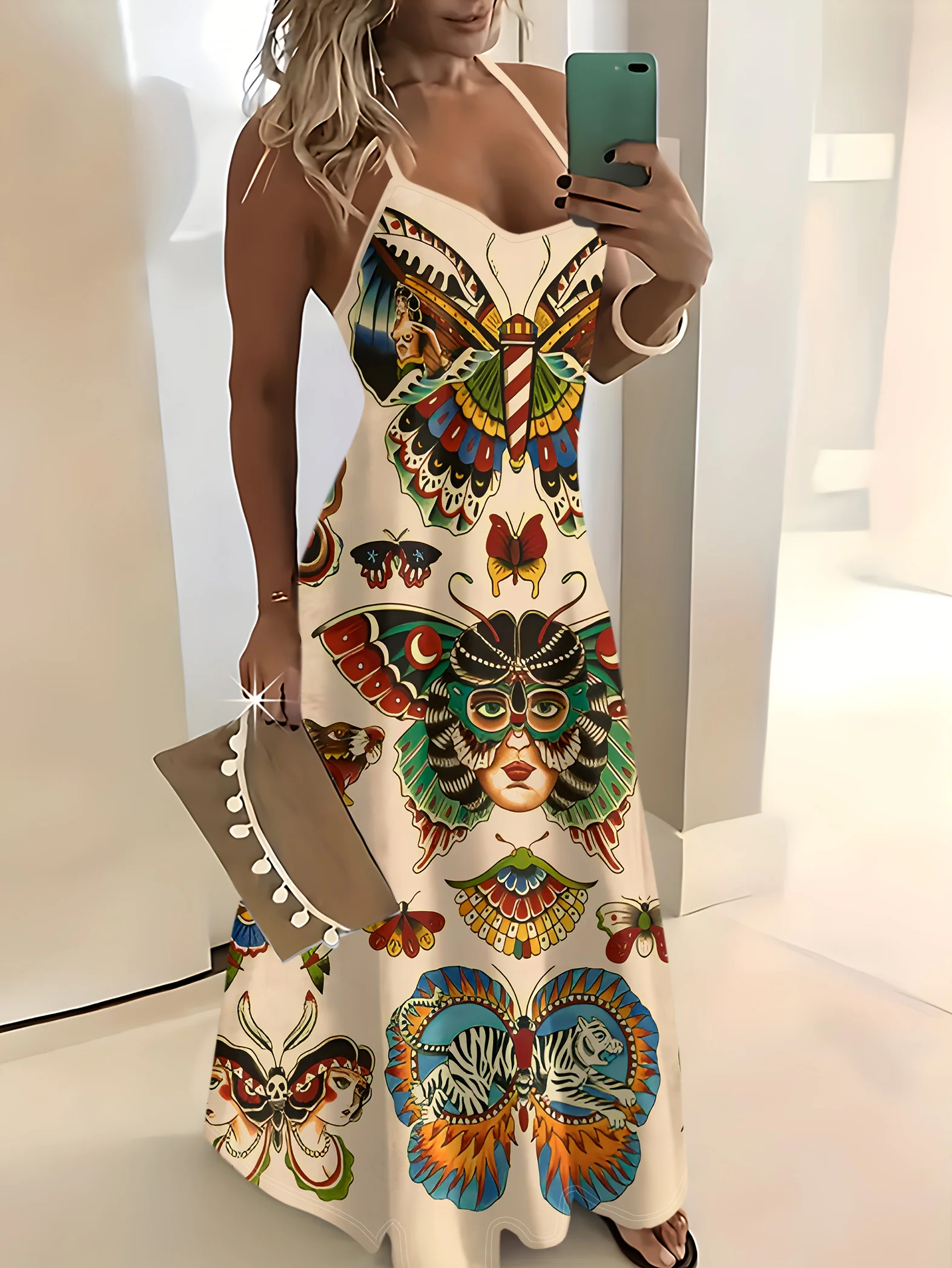

Платье макси на тонких бретелях с принтом в виде бабочек, разноцветное (красный, зеленый, синий, желтый, черный), бежевое