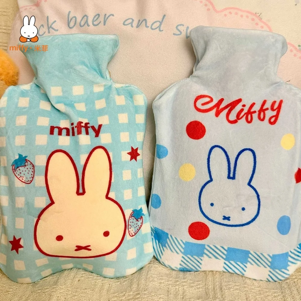 La bolsa de agua caliente de felpa Miffy se puede llenar con agua Es una bolsa de agua caliente de felpa cálida para dormitorios y hogares, un regalo de festival