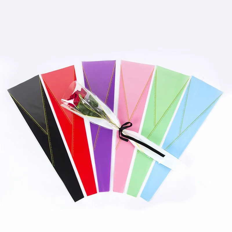 Sacs cadeaux pour Bouquet de roses de saint-valentin, 20 pièces/lot, sacs en plastique transparents triangulaires dorés, emballage de fleurs, sac pour Bouquet en forme de cône