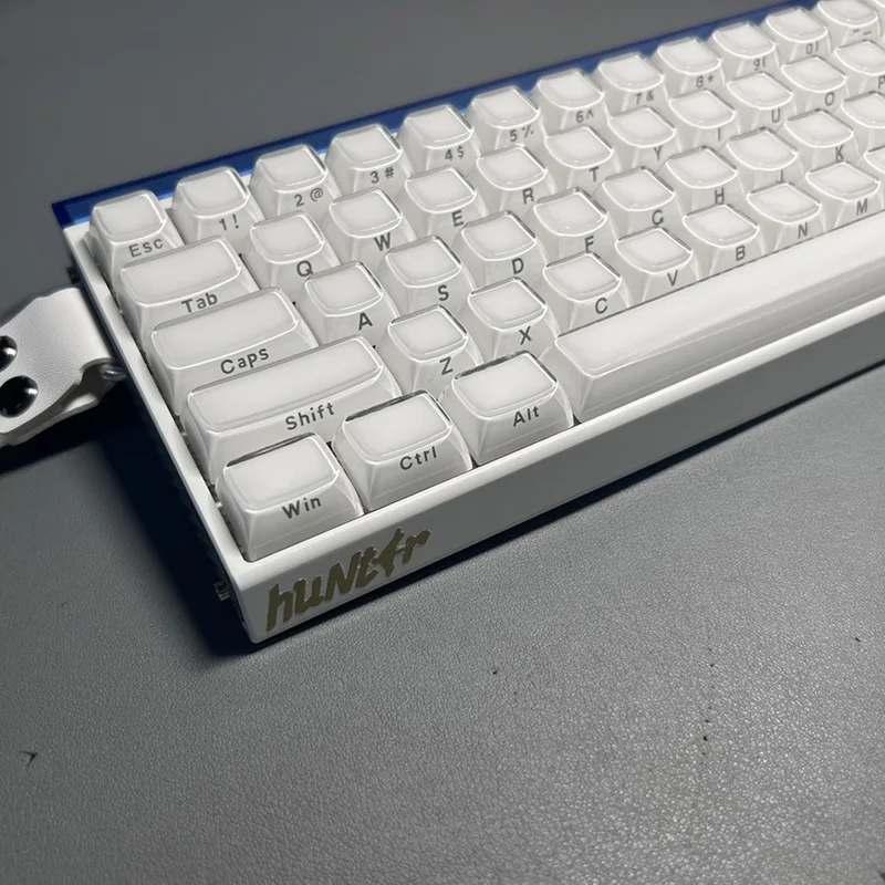 

XVX Crystal Jelly Keycaps Dual-color Molding PC Crystal Keycaps High Aesthetic Side-etched Multi-language 113-key Keycaps