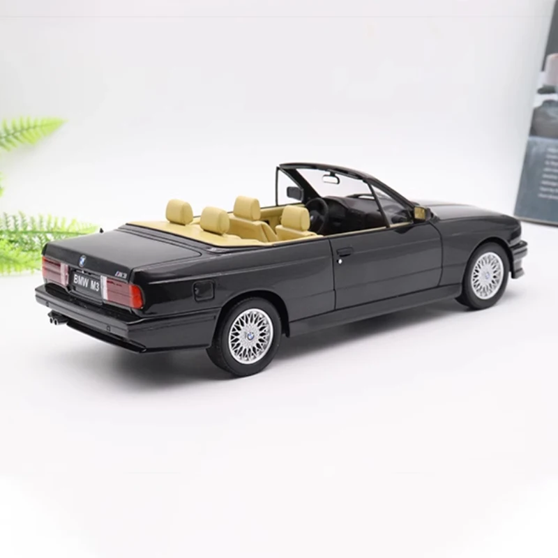 Diecast 1:18 Scale 1989 BMW M3 E30 Gen.1 Convertible Simulation Alloy Car Model Display Collectible Gift Souvenir Decration