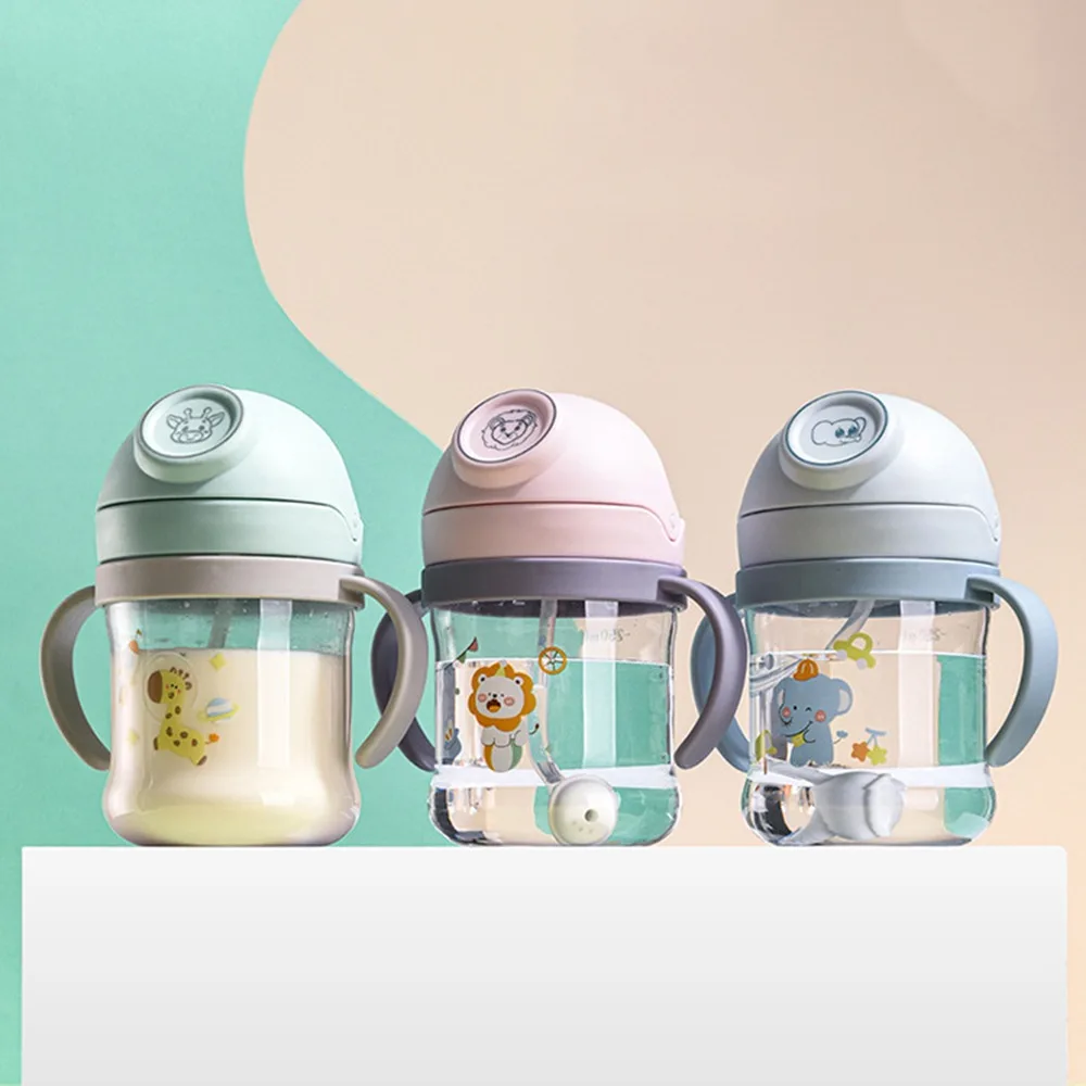 

Reusable Baby Training Cup Cute Double Handle Infants Water Bottle with Gravity Ball Cartoon Animals Baby Sippy Cup Feeding Cup