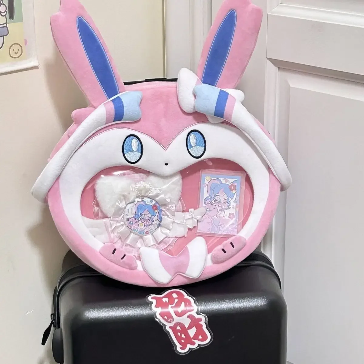 Lovely Sylveon Pink Plush Ita Backpack Clear Window Pin Badge Card Display Adjustable Strap Anime Shoulder Bag for Fans Gift